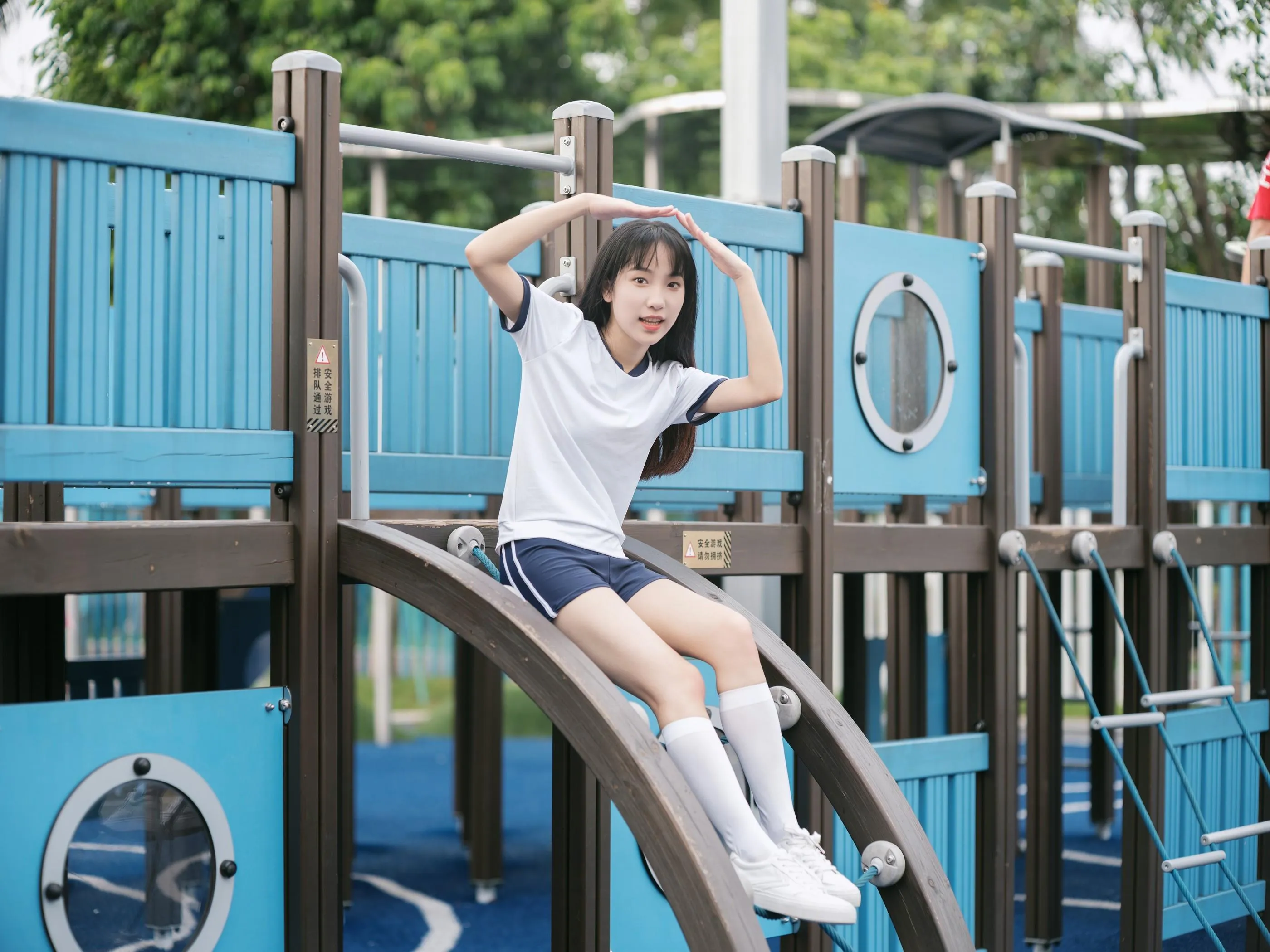 [YITUYU艺图语]2022.09.18 放学后 橙子 [41P]插图1